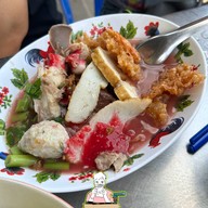 เกี๊ยวปลานายเคี้ยม