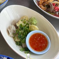 เกี๊ยวปลานายเคี้ยม