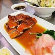 เมนูของร้าน เหล่าเฮงลูกชิ้นปลา ถนนพุทธมณฑลสาย3