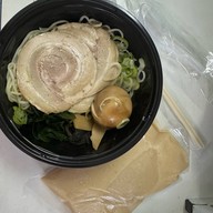 Hakata (ฮากาตะ ราเมน) โลตัสสุขาภิบาล 1