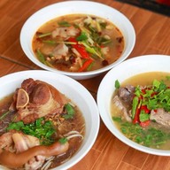 ขาหมูนายชิน สระบุรี