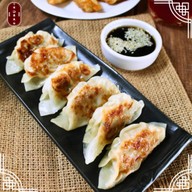 โกบัง ตลาดแลจันทร์