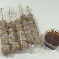 เมนูของร้าน ลูกชิ้นหมูหันครัวลุงรงค์ ตลาดสดธนบุรี