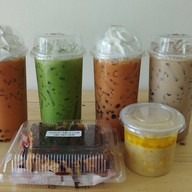 ร้านโปรด ชานม กะ หน๋มปัง