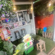 I-Aof Mokapot กาแฟสด ชา ผลไม้ปั่น คลองรั้งสายใน หน้าตลาดรุ่งหิรัญ