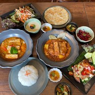 Tossakan Thai Curry House Khaosan