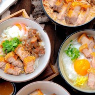 เสี่ยวเอ้อร์!!!ไปเอาหมูที่ดีที่สุดมาให้ข้า-หมูแดง-หมูกรอบ