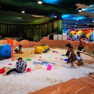 บรรยากาศ Yoyoland