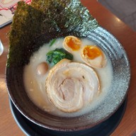 เมนูของร้าน Ichikakuya Ramen เมืองเอก รังสิต