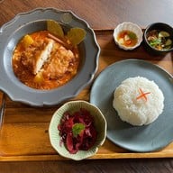 Tossakan Thai Curry House Khaosan