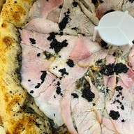 Ronin Pizza สะพานตากสิน