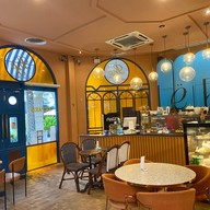 Le Paris Pasta & Bakery เอกมัย เอกมัย