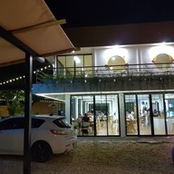 หน้าร้าน พราว Proud Autentic Thai Food