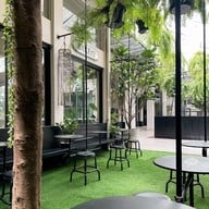 Mellow Garden Restaurant & Bakery