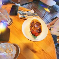 BEHIND BARS (Cafe & Bistro)