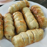 ร้านนิวตุ๊ก สาขา 1 ตรงข้ามโรงเรียนอนุบาลปทุมธานี