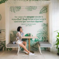 Nature's Charm Vegan Cafe สุขุมวิท 51