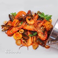 ปิด (ราคาอาหารอาจมีการเปลี่ยนแปลงขึ้นอยู่ที่ราคาวัตถุดิบในแต่ละวัน)