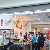 ร้านก๋วยเตี๋ยวยีเจ เนื้อตุ๋น หมูตุ๋น ❤