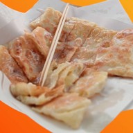 โรตีซิ่ง🏁 บังง'นุต👳🏾 (โรจนะ-หน้าเซเว่นกรีนแมนชั่น) ขายหน้าเซเว่นกรีนนแมนชั่นหลัง4ทุ่มขายในหมู่บ้านแกรนด์วิลเลจ ซอย1 ฝั่งตรงข้ามอาป๋า