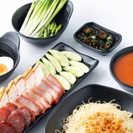 tw crispy pork (หมูกรอบ-หมูแดง) นนทบุรี