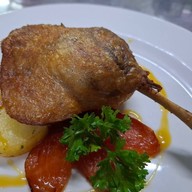 Chef's Bistro By Chef Aod