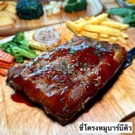 Makin Bar & Restaurant