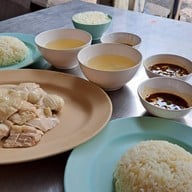 เมนูของร้าน GoAng Kaomunkai ประตูน้ำ