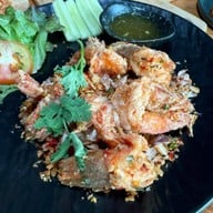 Makin Bar & Restaurant