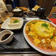 Ringer Hut BTS Phromphong