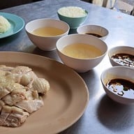 เมนูของร้าน GoAng Kaomunkai ประตูน้ำ