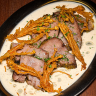 Mod Kaew Wine Bar กรุงเทพมหานคร