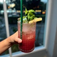 Makin Bar & Restaurant