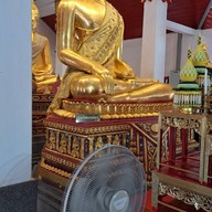 บรรยากาศ วัดพระธาตุเชิงชุมวรวิหาร