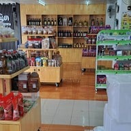 บรรยากาศ ร้านน้องนิด ลูกชิ้น-หมูยอ