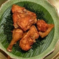 ไก่ย่างเสือใหญ่ พร้อมพงษ์