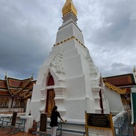 บรรยากาศ วัดพระธาตุเชิงชุมวรวิหาร