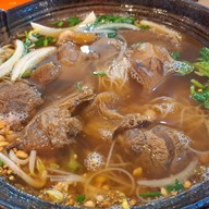 เมนูของร้าน วิลลี่แหนมเนือง สกลนคร สาขาอาคารวัดแจ้งแสงอรุณ