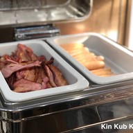 Metropole Hotel by Semarah