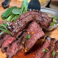 Makin Bar & Restaurant