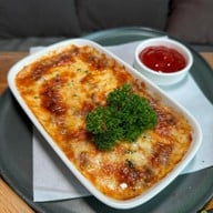 Makin Bar & Restaurant