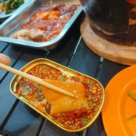 ครัวนายแม่หมูทอดลุงแว่น 1 -