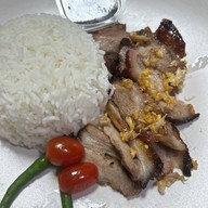 ร้านข้าวมีพุง