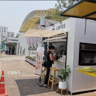หน้าร้าน NN Coffee Slow Bar ตลาดถนอมมิตร