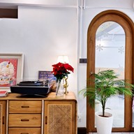 บรรยากาศ binks coffee bar -