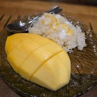 เมนูของร้าน ห้องทานข้าวสุพรรณิการ์ ทองหล่อ ทองหล่อ