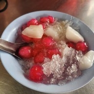 เมนูของร้าน สลิ่มพรเจริญ ซ่าหริ่มสะพานหัน