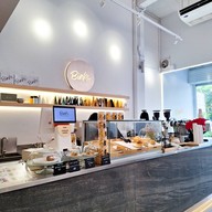 บรรยากาศ binks coffee bar -