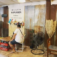 บรรยากาศ Konjohn coffee slowbar สาขาข้างสวนสัตว์เชียงใหม่