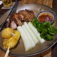 เมนูของร้าน ห้องทานข้าวสุพรรณิการ์ ทองหล่อ ทองหล่อ